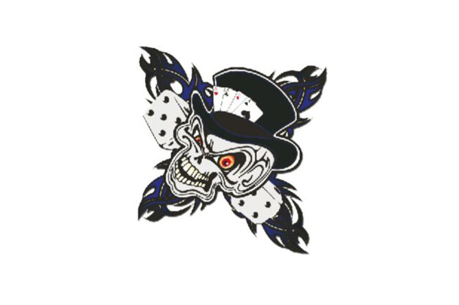 Teschio con dadi cm 10 x 12